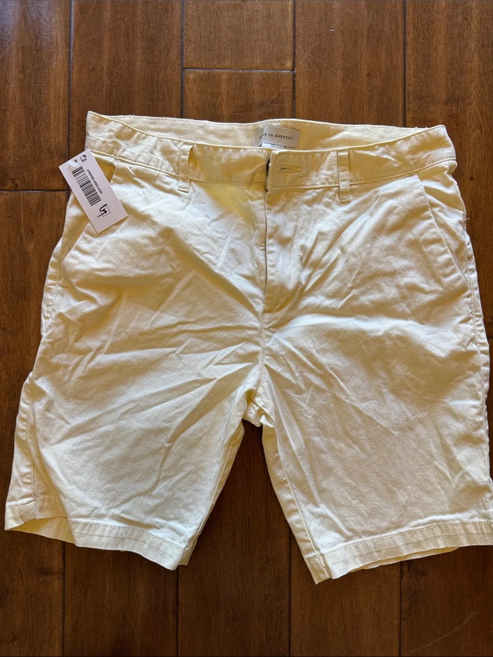 Cotton On Men's pebble/Cream Flat-Front Chino Shorts 34
